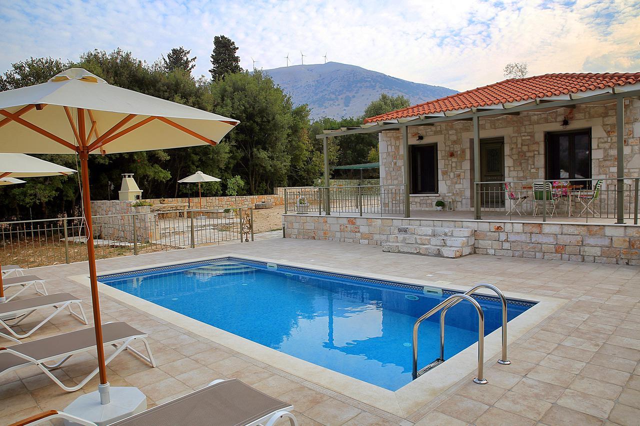 Forest Villas Kefalonia Logarata Extérieur photo